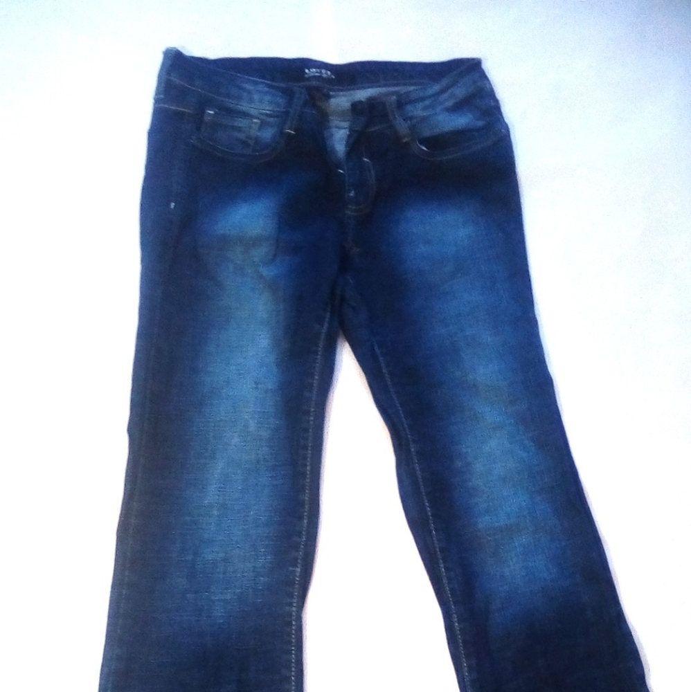 Lot 29 Authentic Apparel Size 9  Jeans